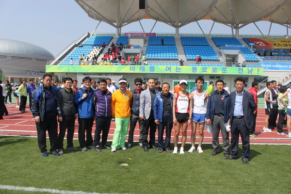“제94회 전국체육대회”신안군 출신 박주영 마라톤선수 전국체전 3번째 우승 1