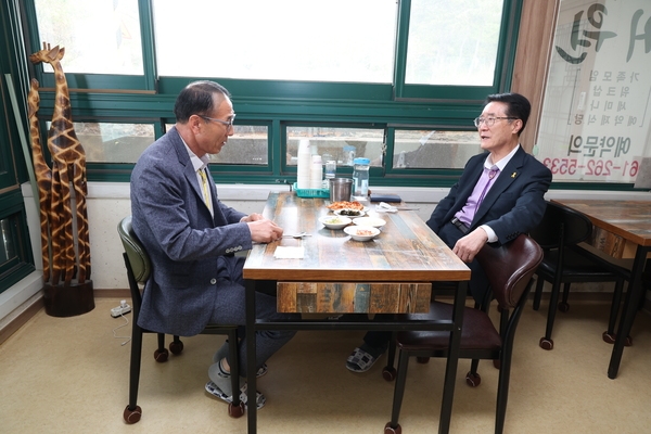 2024.04.16   실과장 오찬 면담(주민복지과 김영수 과장) 1