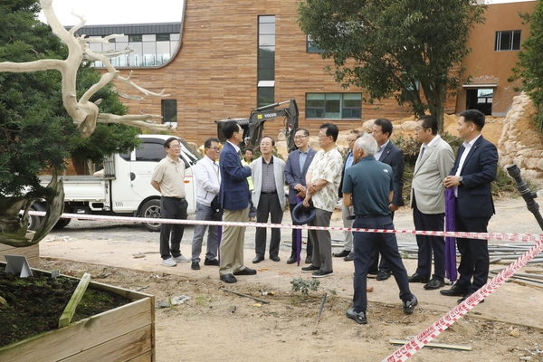 2024.06.29_압해_분재정원 손님 방문 2