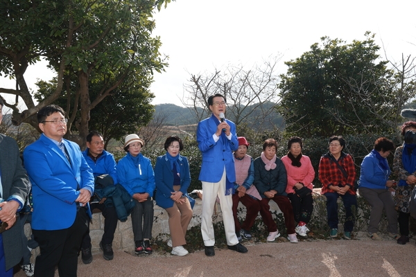 2024.12.06_ 도초면 수국공원 대지의 미술관 숨결의 지구 방문 3