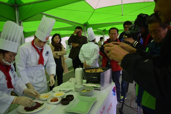 신안 음식 보물 대탐험! 11월 3일 군민체육관에서..'신안군, 2016년 신안섬마을 요리경연대회 개최' 3