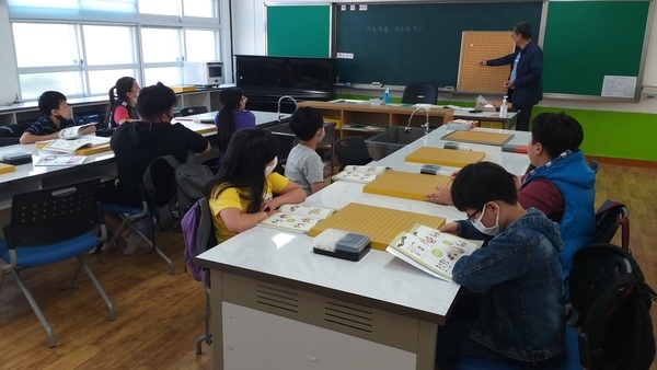 「신안군 초등학교 방과 후 바둑교실」 운영 3